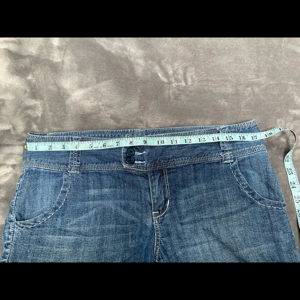 American Rag Jean Shorts - Picture 5 of 6